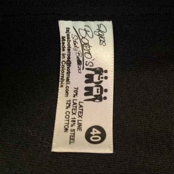 NEW vest waist trainer, never worn, in 40 inches. - Picture 4 of 5